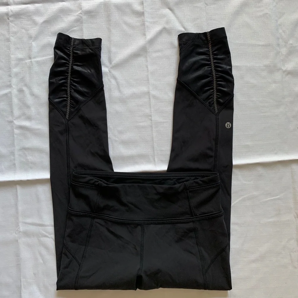Lululemon crop leggings